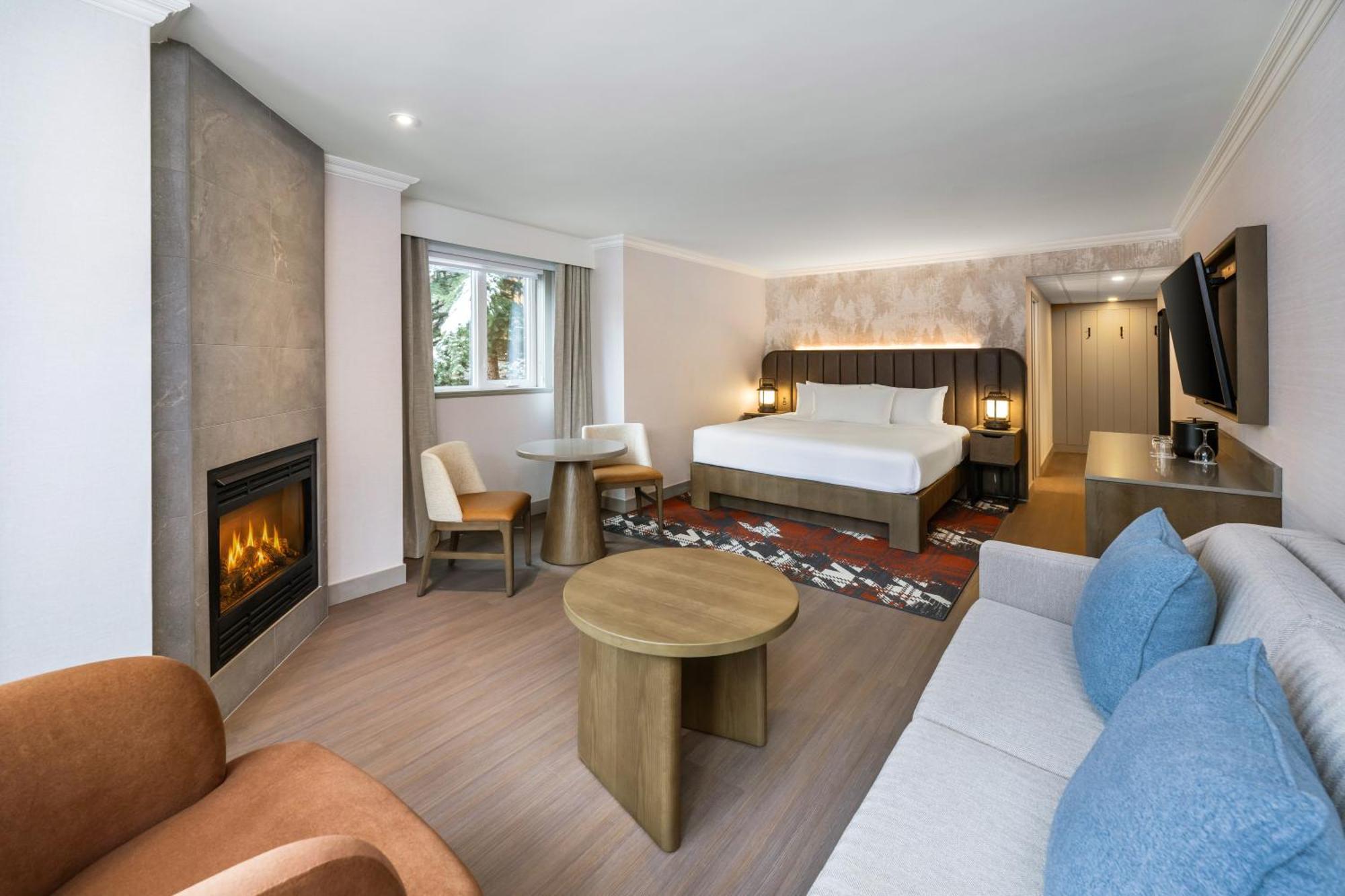 Deluxe Junior Suite