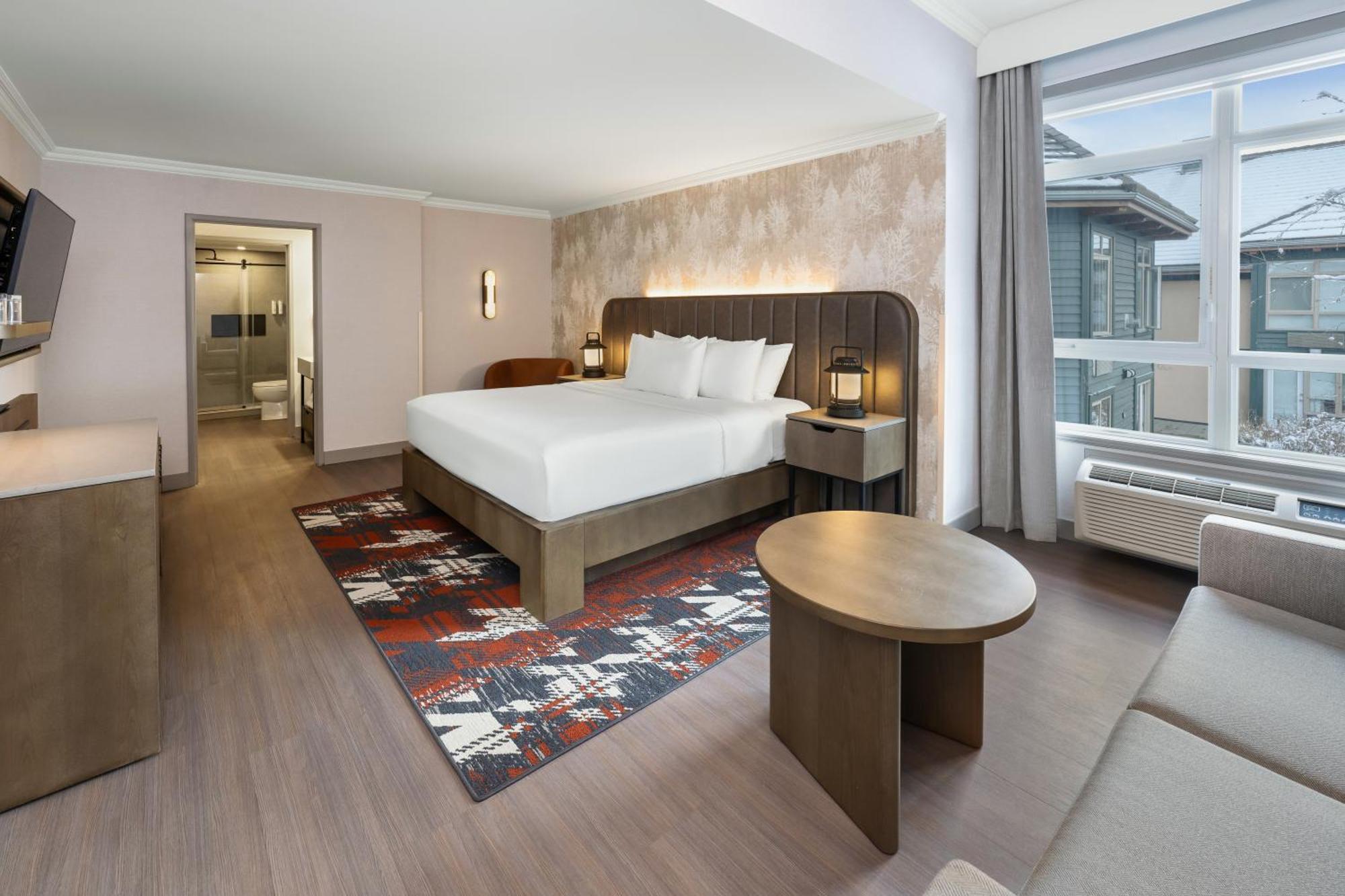 Standard King Room